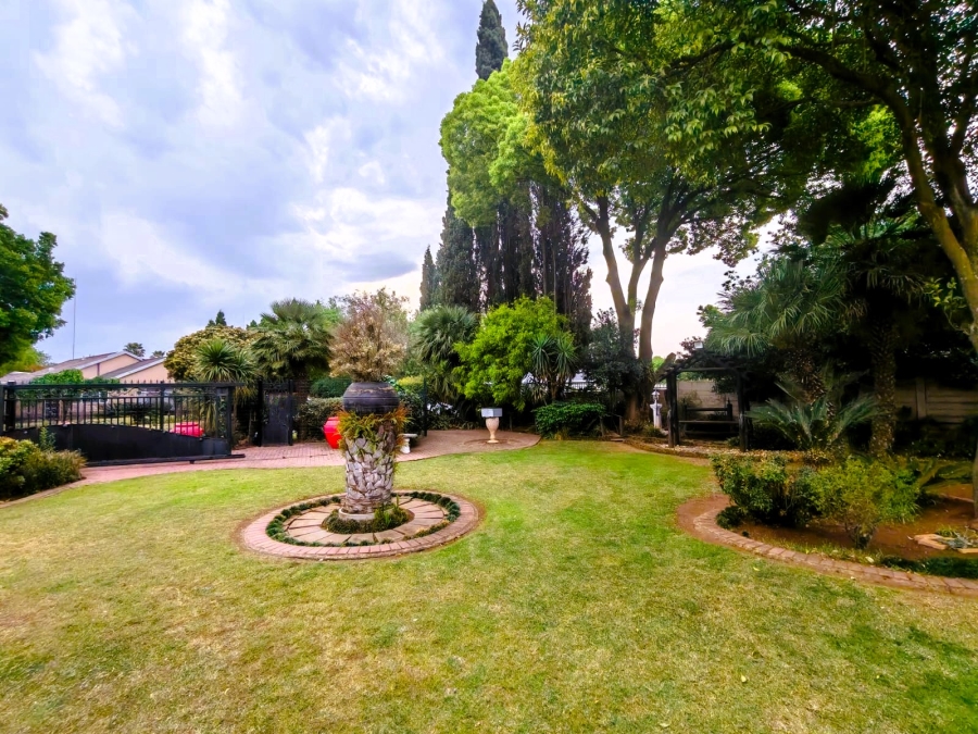 4 Bedroom Property for Sale in Three Rivers East Gauteng