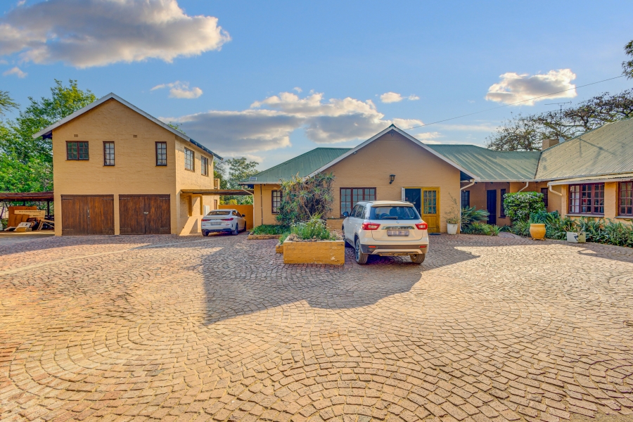3 Bedroom Property for Sale in Chartwell Gauteng