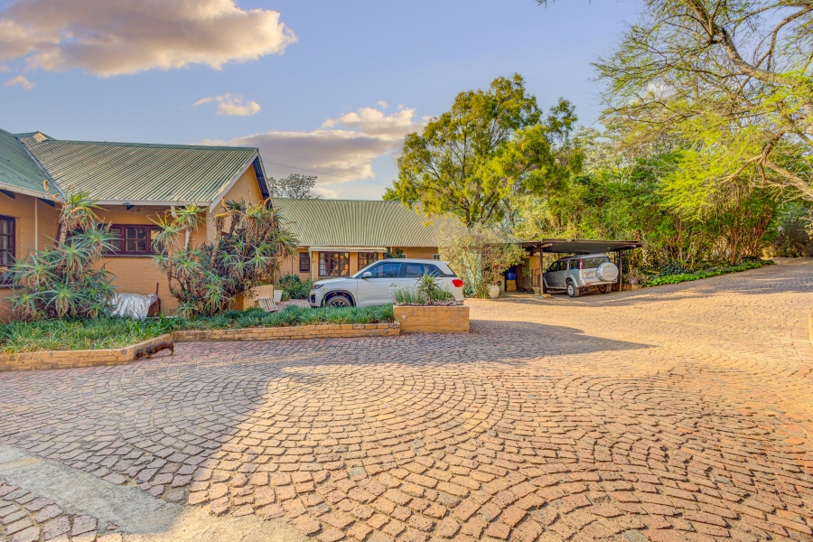 3 Bedroom Property for Sale in Chartwell Gauteng