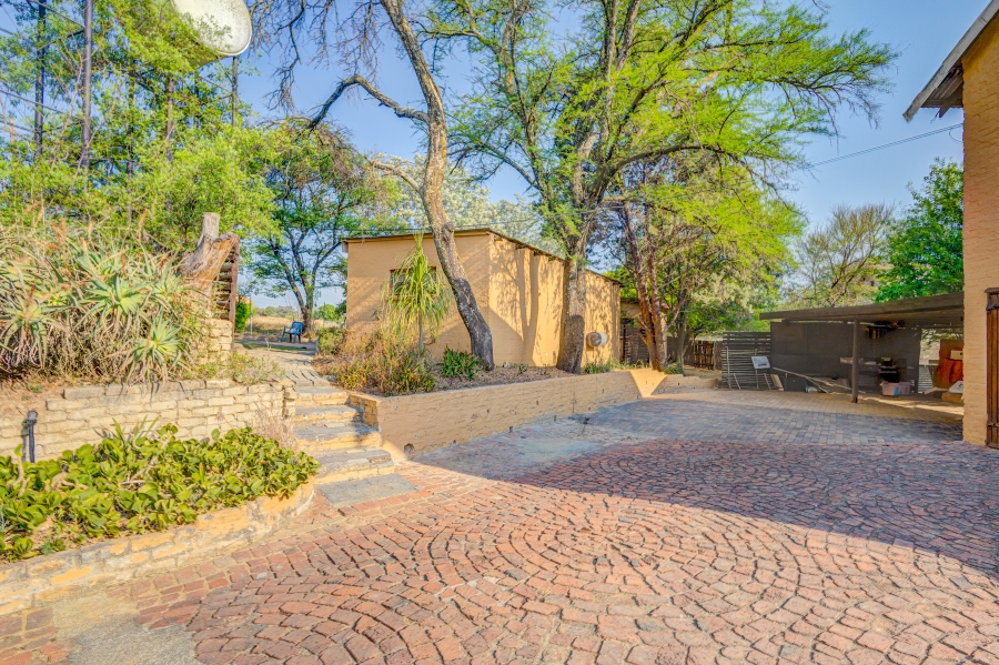 3 Bedroom Property for Sale in Chartwell Gauteng