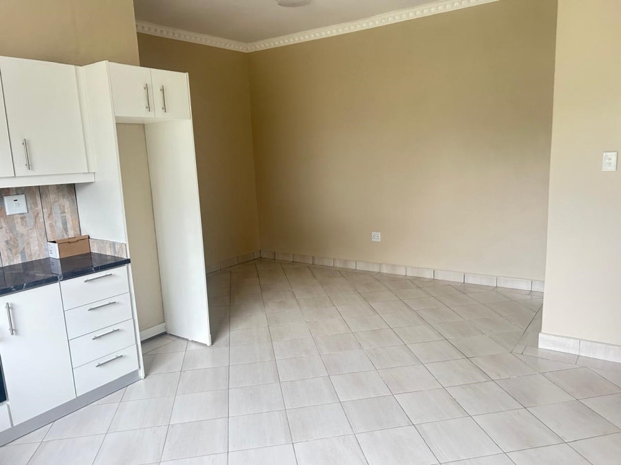 To Let 2 Bedroom Property for Rent in Albertville Gauteng