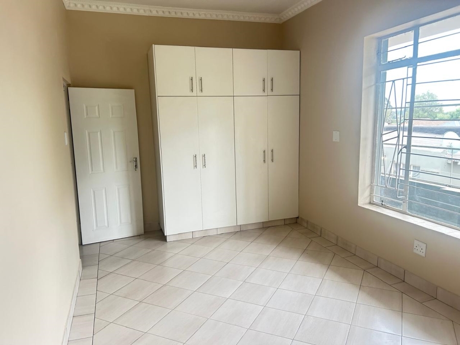 To Let 2 Bedroom Property for Rent in Albertville Gauteng