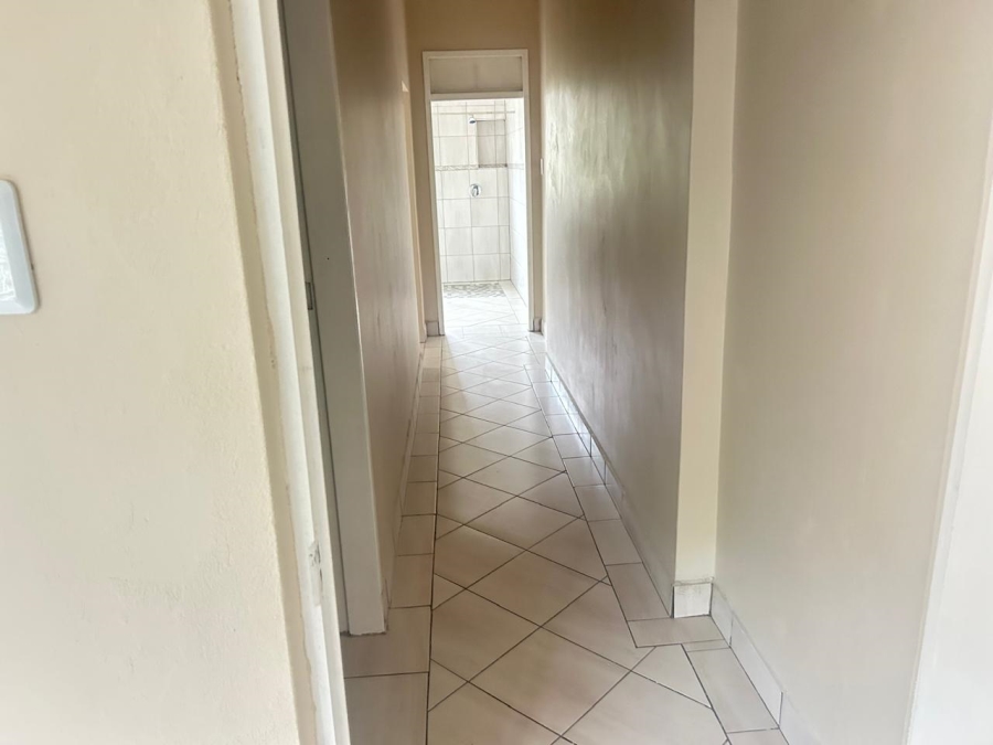 To Let 2 Bedroom Property for Rent in Albertville Gauteng