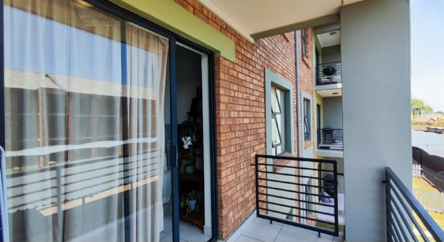 2 Bedroom Property for Sale in Goedeburg Gauteng