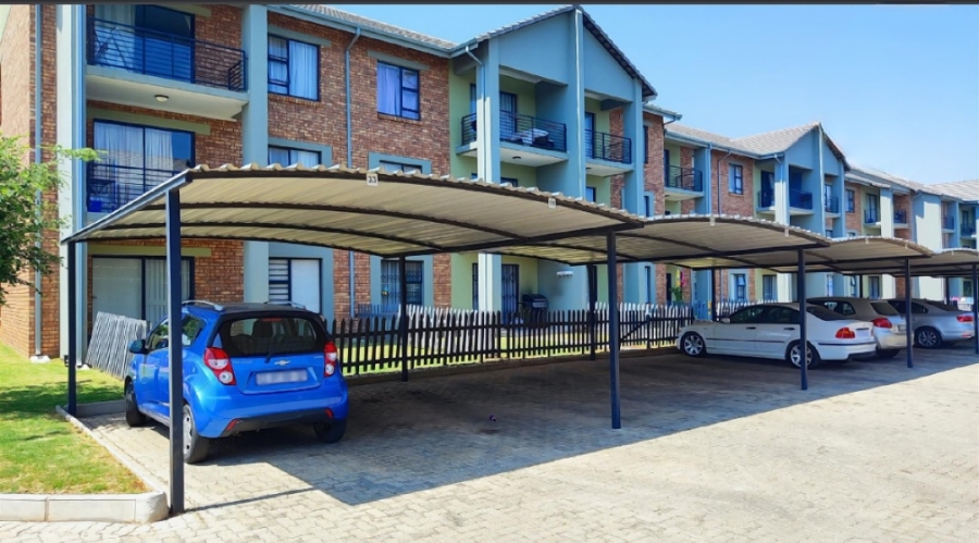 2 Bedroom Property for Sale in Goedeburg Gauteng