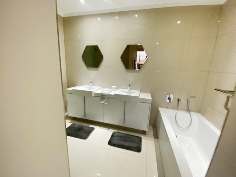 3 Bedroom Property for Sale in Morningside Gauteng