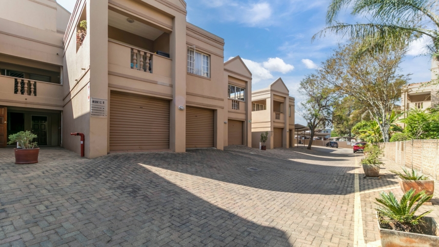 3 Bedroom Property for Sale in Vorna Valley Gauteng