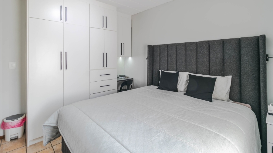 3 Bedroom Property for Sale in Vorna Valley Gauteng
