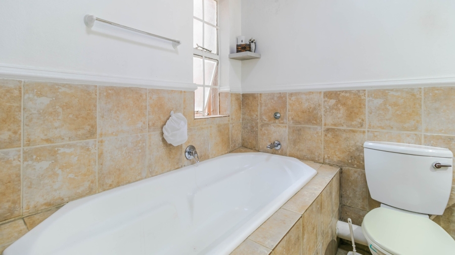 3 Bedroom Property for Sale in Vorna Valley Gauteng