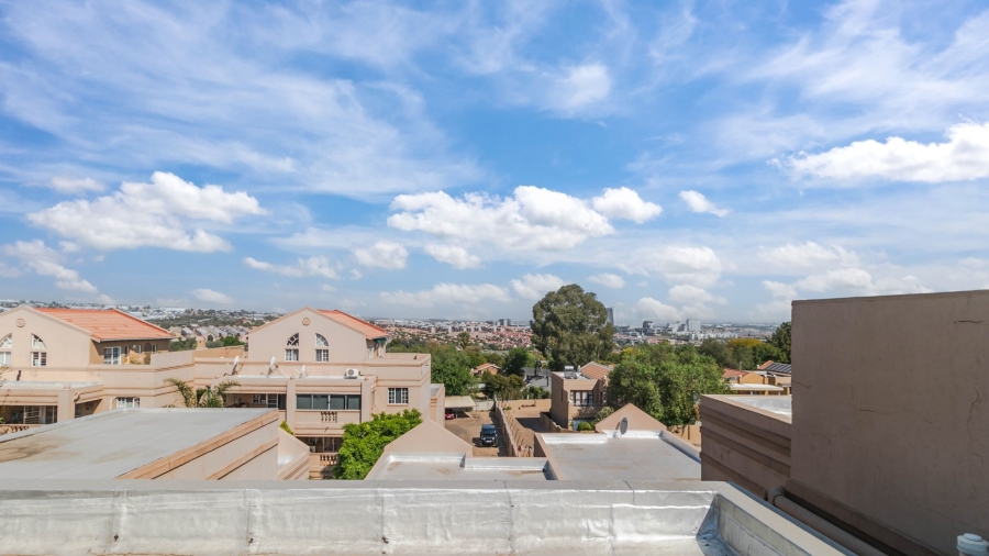 3 Bedroom Property for Sale in Vorna Valley Gauteng