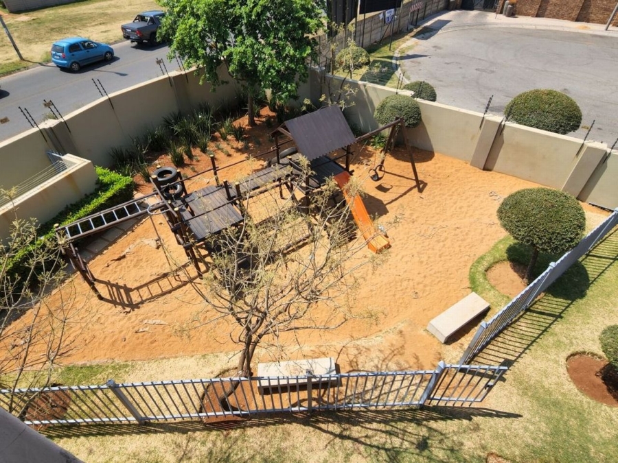 2 Bedroom Property for Sale in Jansenpark Gauteng