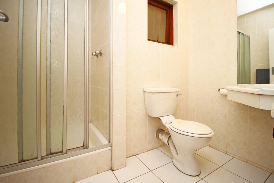 2 Bedroom Property for Sale in Northcliff Gauteng