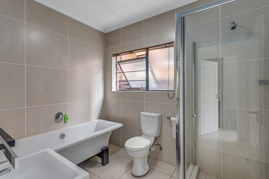 To Let 3 Bedroom Property for Rent in Kyalami Gauteng