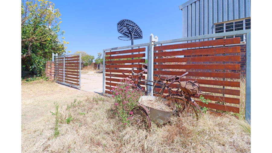 4 Bedroom Property for Sale in Sun Valley Gauteng