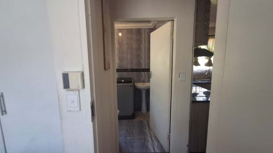 3 Bedroom Property for Sale in Mamelodi East Gauteng