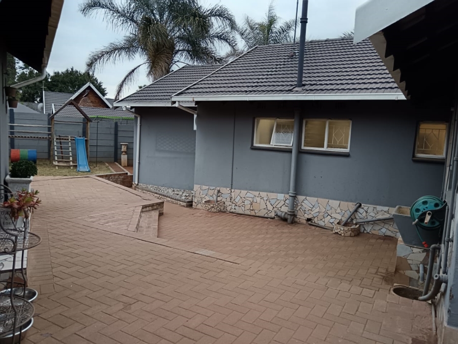 3 Bedroom Property for Sale in Dalpark Proper Gauteng