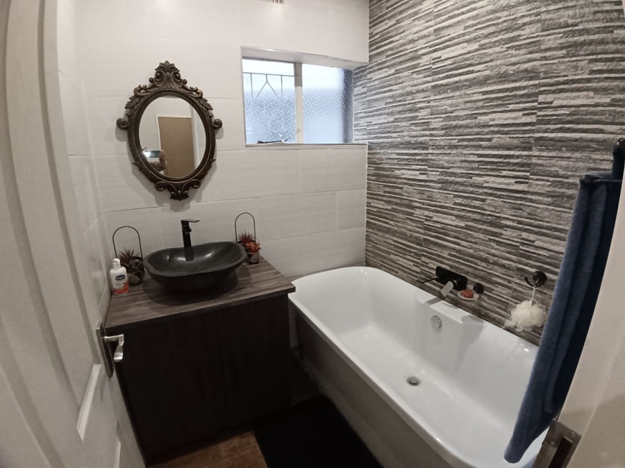 3 Bedroom Property for Sale in Dalpark Proper Gauteng