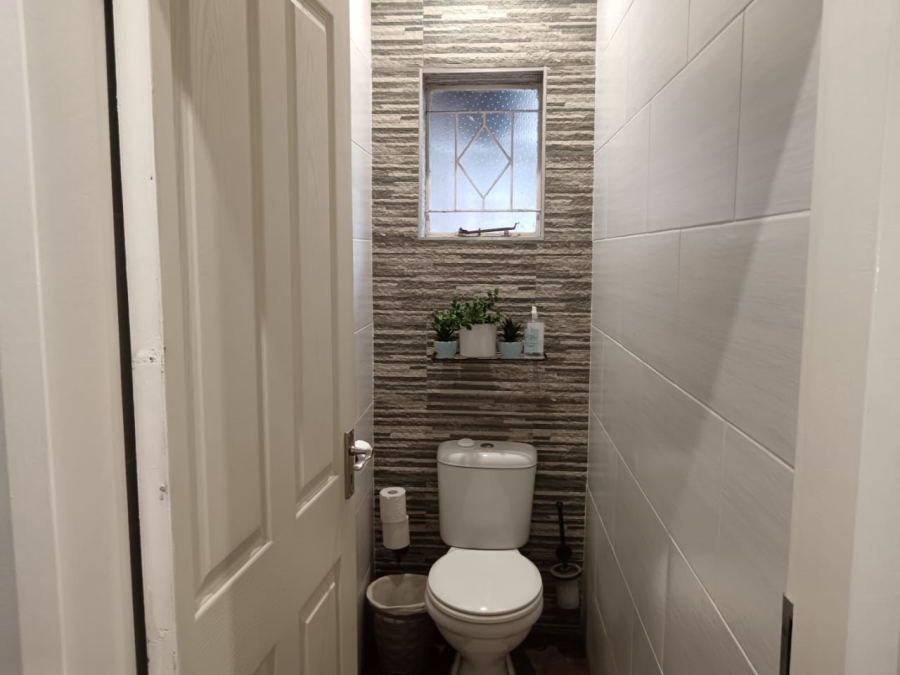 3 Bedroom Property for Sale in Dalpark Proper Gauteng