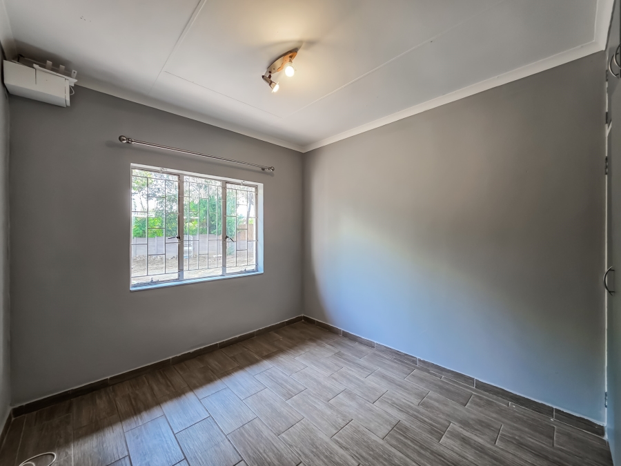 3 Bedroom Property for Sale in Garsfontein Gauteng