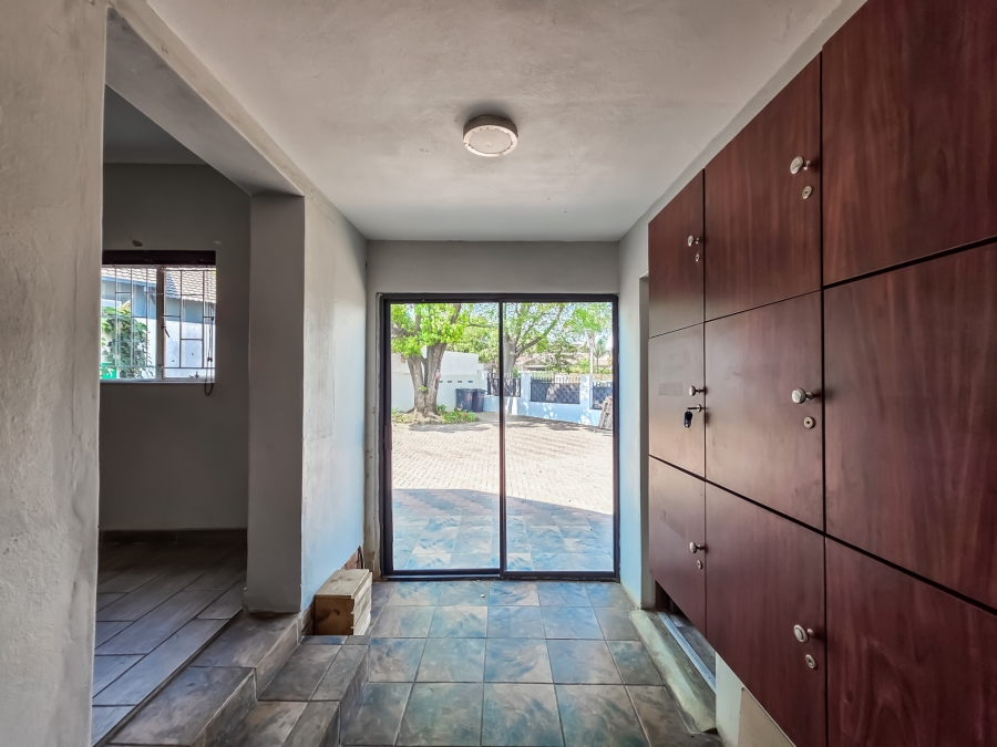 3 Bedroom Property for Sale in Garsfontein Gauteng