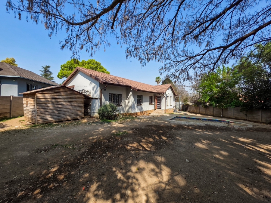 3 Bedroom Property for Sale in Garsfontein Gauteng