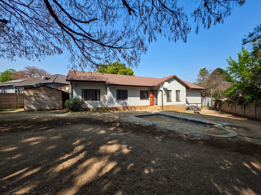 3 Bedroom Property for Sale in Garsfontein Gauteng