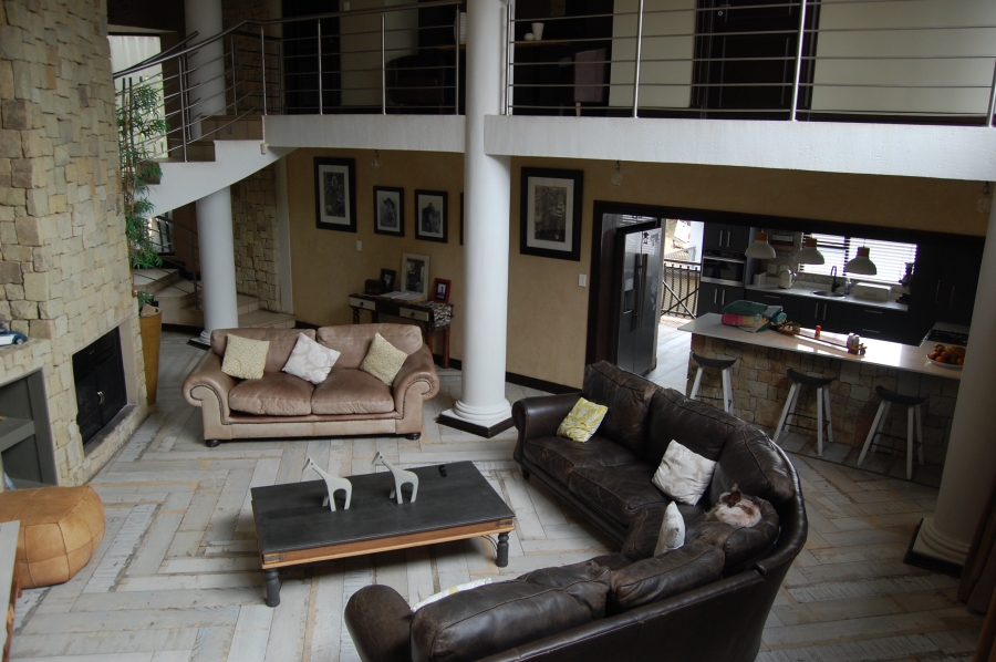 5 Bedroom Property for Sale in Featherbrooke Estate Gauteng