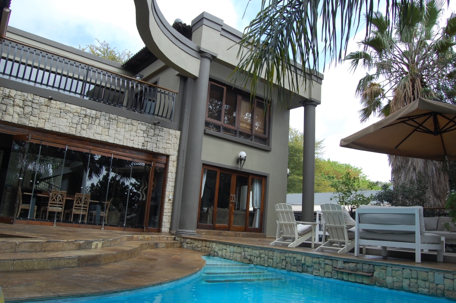 5 Bedroom Property for Sale in Featherbrooke Estate Gauteng
