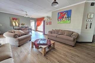 4 Bedroom Property for Sale in Petersfield Gauteng