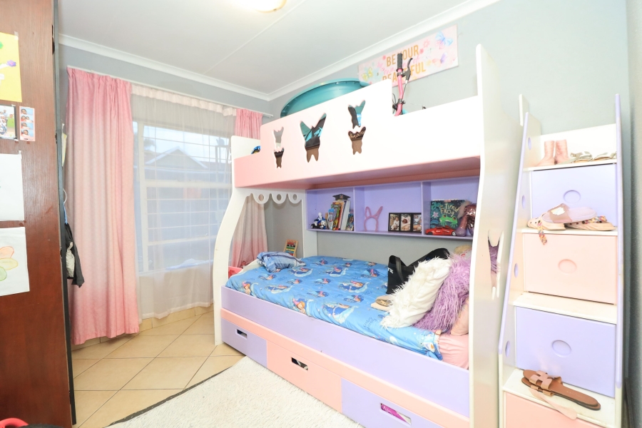 3 Bedroom Property for Sale in Witpoortjie Gauteng