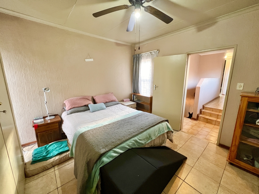 3 Bedroom Property for Sale in Elardus Park Gauteng