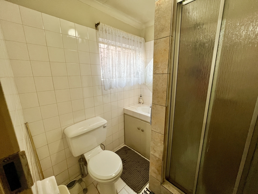 3 Bedroom Property for Sale in Elardus Park Gauteng