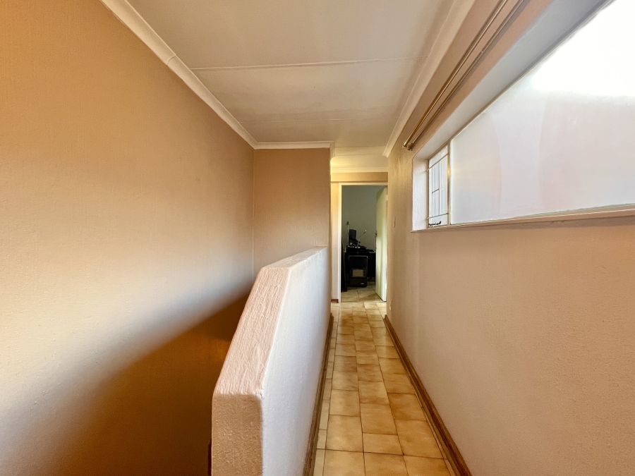 3 Bedroom Property for Sale in Elardus Park Gauteng