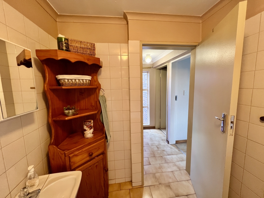 3 Bedroom Property for Sale in Elardus Park Gauteng