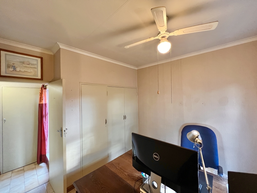 3 Bedroom Property for Sale in Elardus Park Gauteng