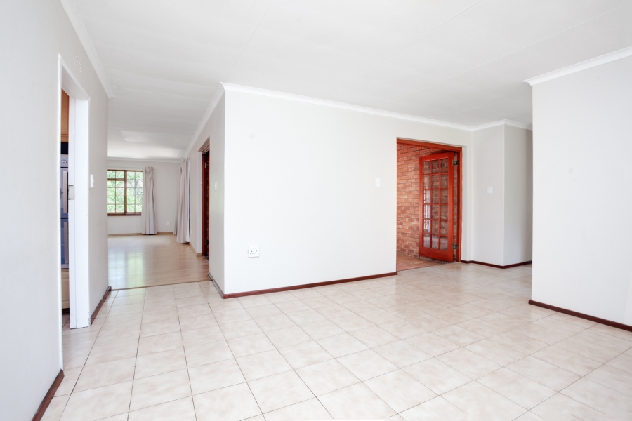 To Let 4 Bedroom Property for Rent in Rivonia Gauteng