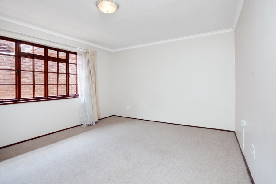 To Let 4 Bedroom Property for Rent in Rivonia Gauteng