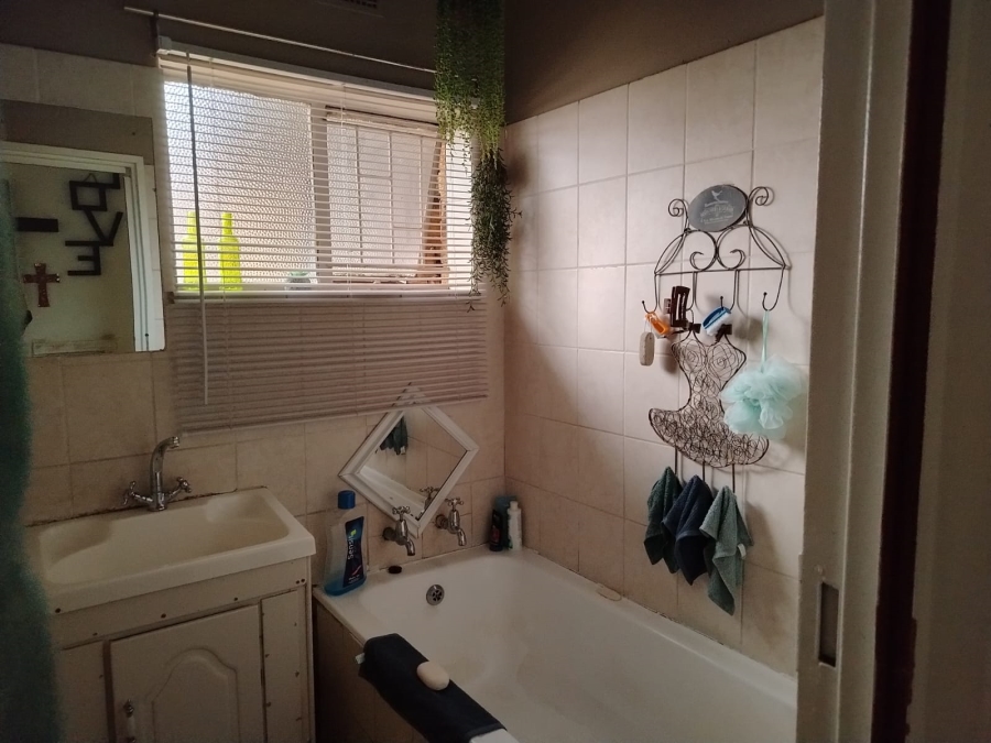 3 Bedroom Property for Sale in Vanderbijlpark CE 2 Gauteng