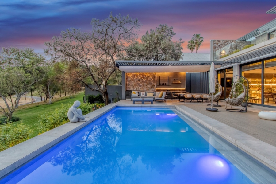 5 Bedroom Property for Sale in Dainfern Golf Estate Gauteng