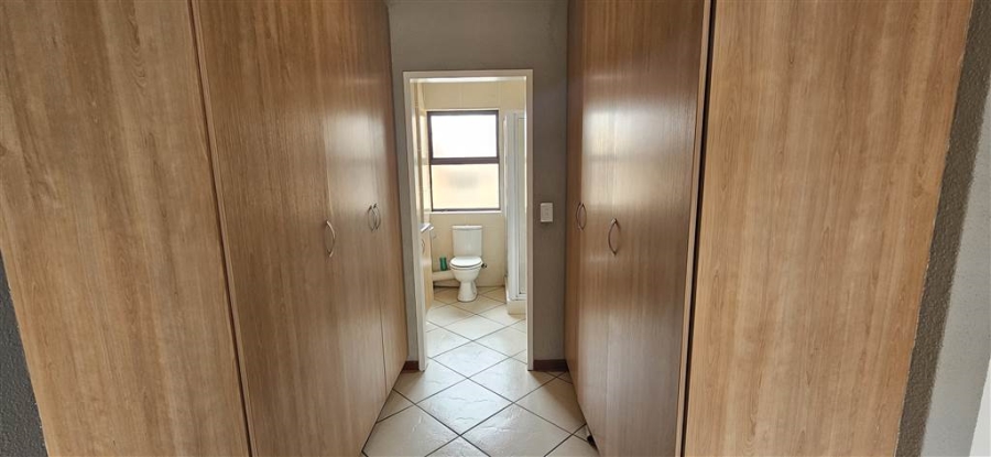 2 Bedroom Property for Sale in Meyersdal Gauteng