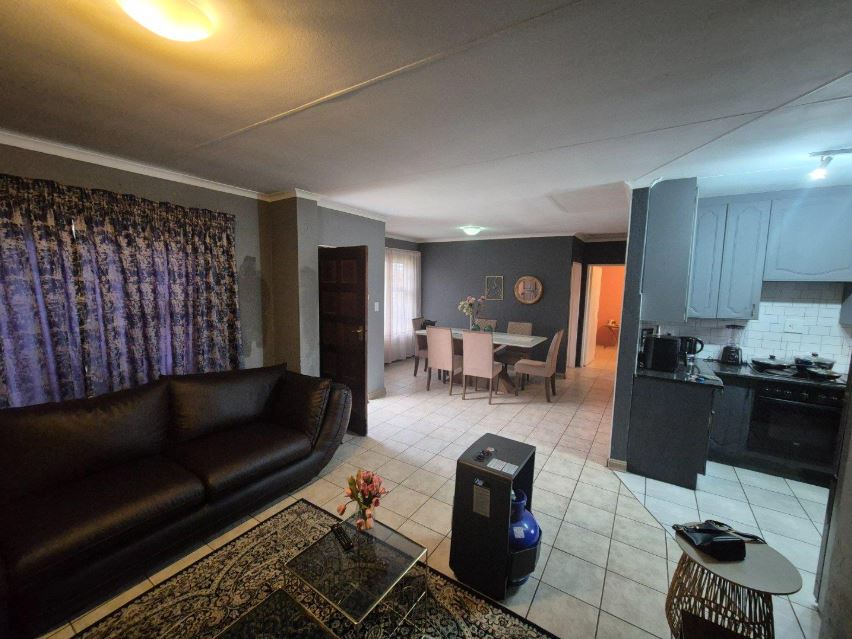 2 Bedroom Property for Sale in Minnebron Gauteng