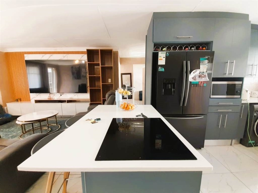2 Bedroom Property for Sale in Meyersdal Gauteng