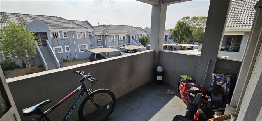 2 Bedroom Property for Sale in Meyersdal Gauteng