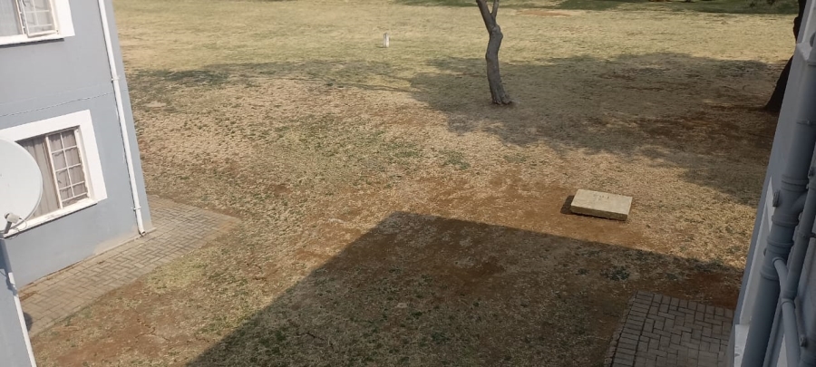 2 Bedroom Property for Sale in Meyersdal Gauteng