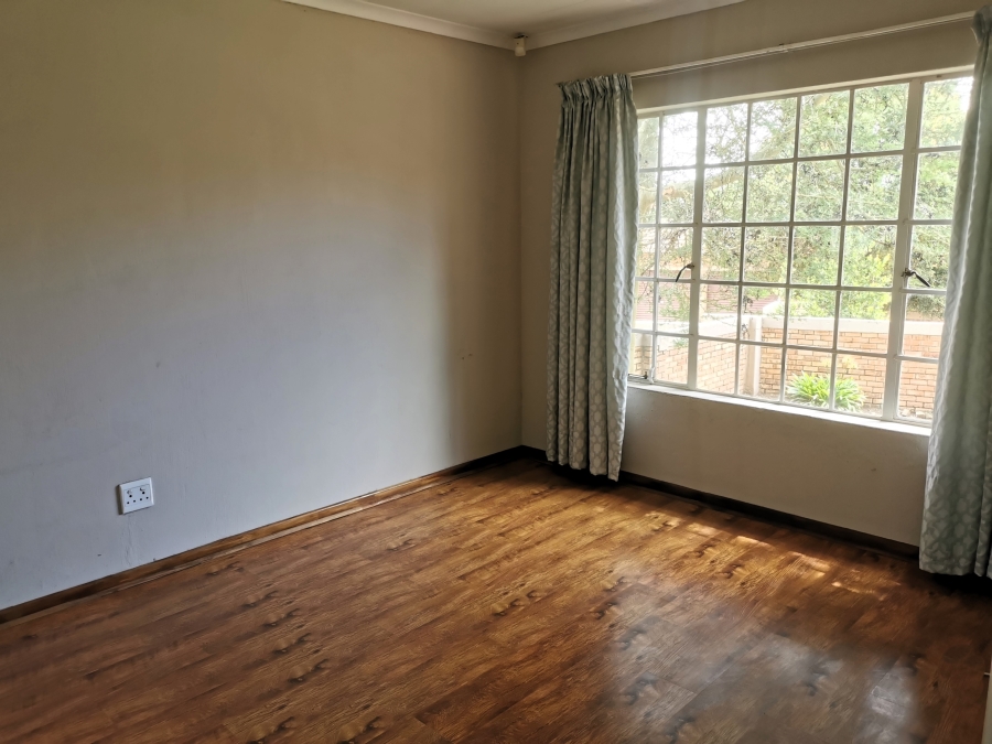 3 Bedroom Property for Sale in Honeydew Manor Gauteng