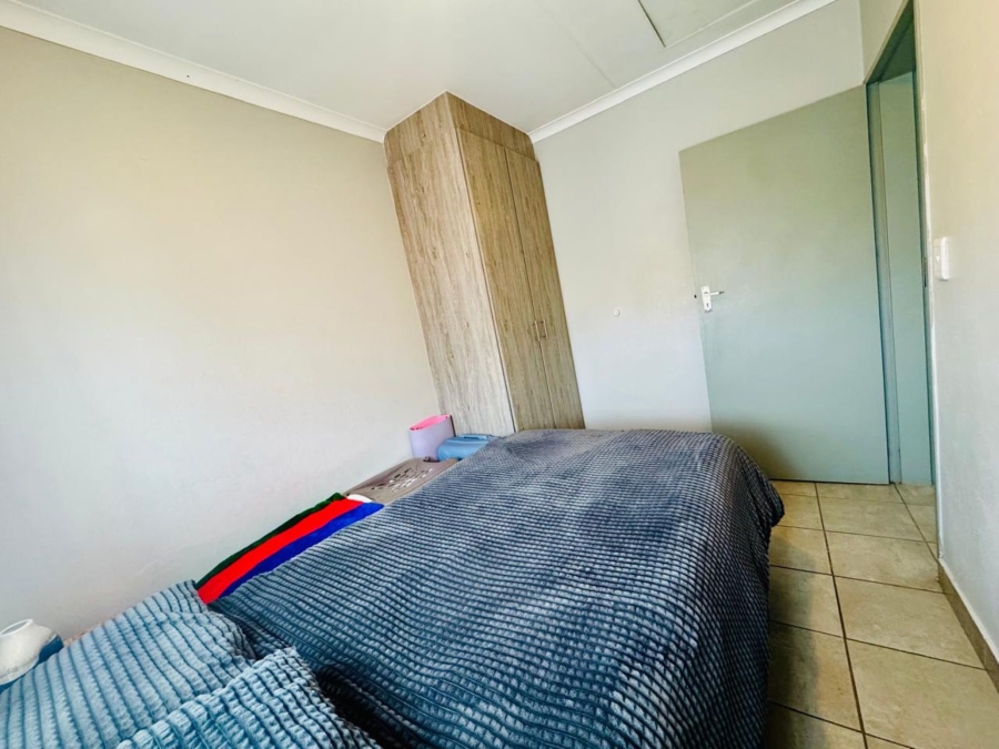 2 Bedroom Property for Sale in Montana Tuine Gauteng