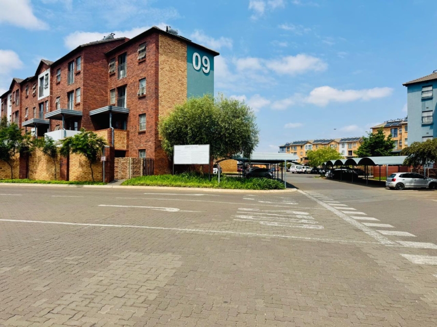 2 Bedroom Property for Sale in Montana Tuine Gauteng