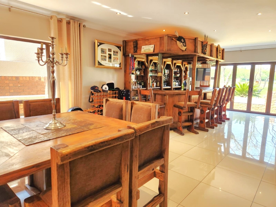5 Bedroom Property for Sale in Centurion Golf Estate Gauteng