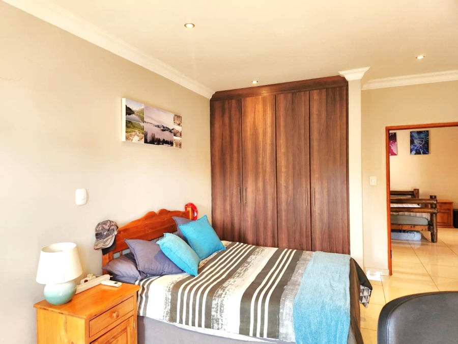 5 Bedroom Property for Sale in Centurion Golf Estate Gauteng