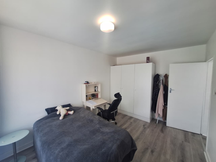 6 Bedroom Property for Sale in Dowerglen Gauteng